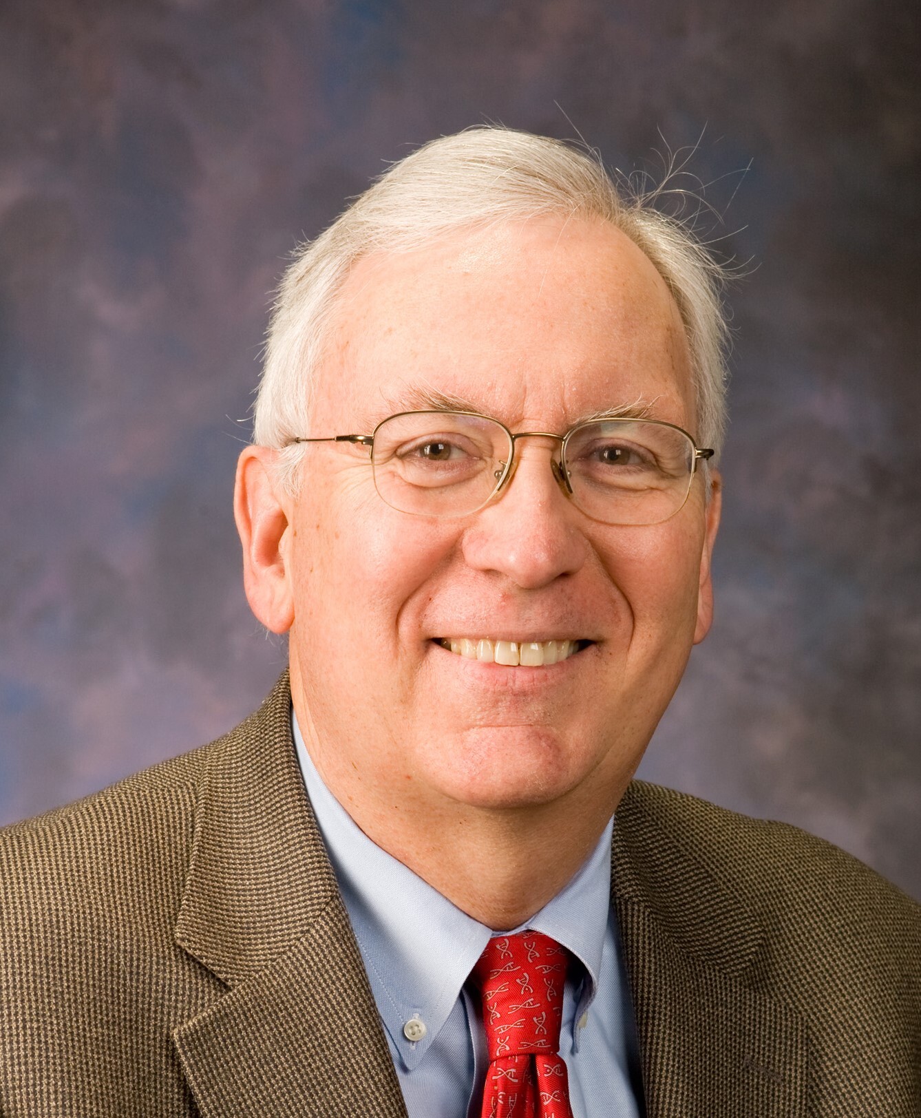 Headshot of E. Steve Roach