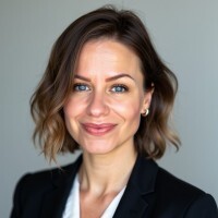 Headshot of Suzie Morrel